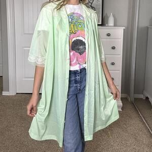 Pastel green vintage robe with lace trim and embroidery glamour #cottagecore